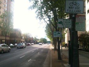 I Street floating bike lane during parking prohibition