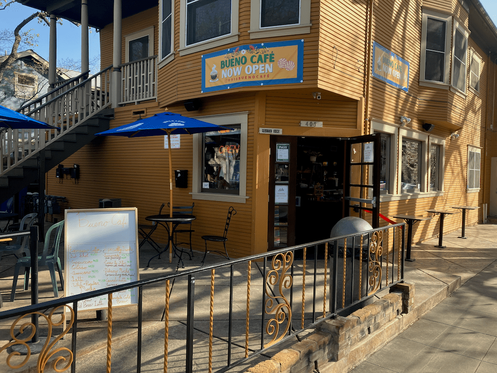 photo of Bueno Cafe outside
